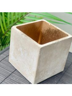 Beton kaspó - kocka, aranyozott belsővel