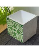 Zöld Csempemintás Beton kaspó 2  - kocka, 2 oldalán mintázott, fehér belsővel