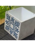 Görög Csempemintás Beton kaspó - kocka, 2 oldalán mintázott, fehér belsővel