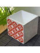 Piros Csempemintás Beton Kaspó - kocka, 2 oldalán mintázott, fehér belsővel