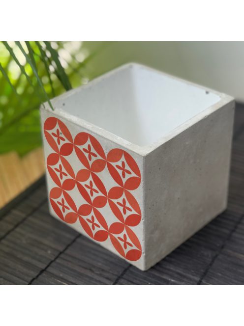 Piros Csempemintás Beton Kaspó - kocka, 2 oldalán mintázott, fehér belsővel