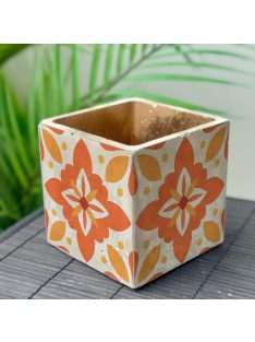   Sárga Csempemintás Beton Kaspó - kocka, 4 oldalán mintázott, aranyozott belsővel