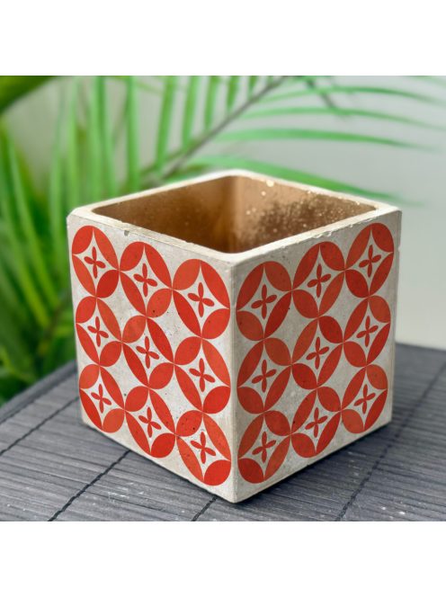 Piros Csempemintás Beton Kaspó - kocka, 4 oldalán mintázott, aranyozott belsővel