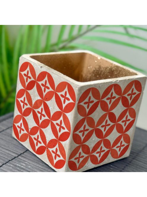 Piros Csempemintás Beton Kaspó - kocka, 4 oldalán mintázott, aranyozott belsővel
