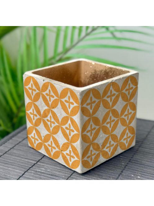 Sárga Csempemintás Beton Kaspó - kocka, 4 oldalán mintázott, aranyozott belsővel