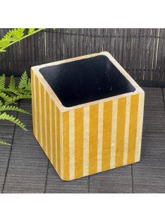   Sárga retro csíkos kaspó - kocka, 4 oldalán mintázott, fekete belsővel