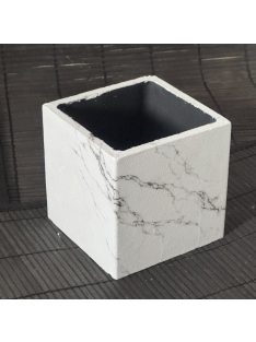 Márványmintás kaspó - kocka, fekete belsővel