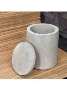 Henger tároló, tetővel - natúr beton