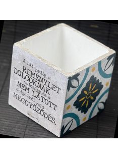   Idézetes, kék csempemintás kaspó - kocka, fehér belsővel v11 - Zsidók 11:1