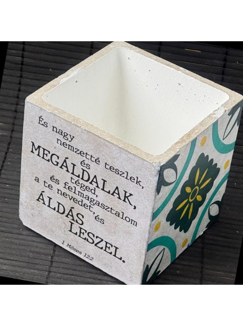 Idézetes, kék csempemintás kaspó - kocka, fehér belsővel v18 - 1 Mózes 12:2