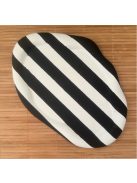 Retro csíkos - Ovális, hullámos szélű dekor tányér