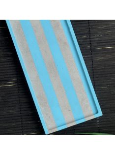   Égszínkék, retro csíkos, téglalap alapú tálca, alacsony peremmel