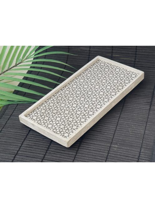 Közel-keleti mintás, téglalap alapú tálca, alacsony peremmel