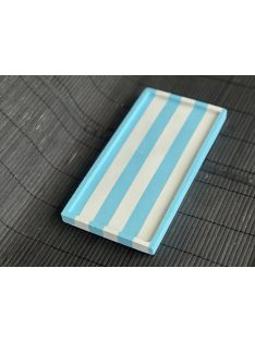   Fehér-kék, retro csíkos, téglalap alapú tálca, alacsony peremmel