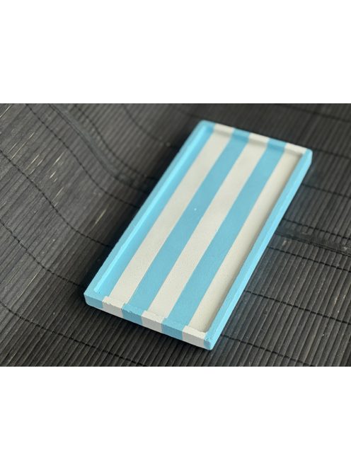 Fehér-kék, retro csíkos, téglalap alapú tálca, alacsony peremmel