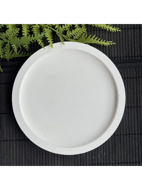 Közepes méretű kör tálca - fehér színben